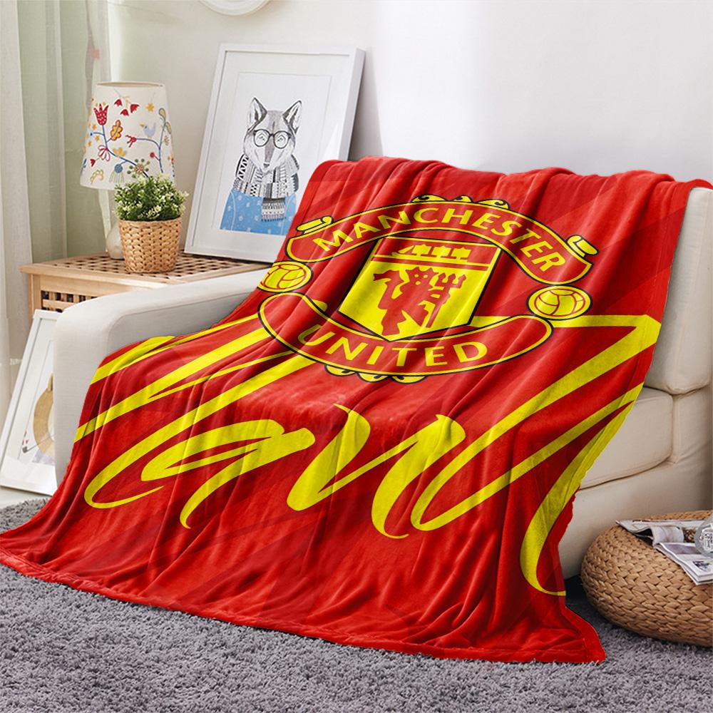 Man Utd Print FlAannel Blanket, High Quality Comfortable for All Seasons, Home Decor, Warmth and Comfort