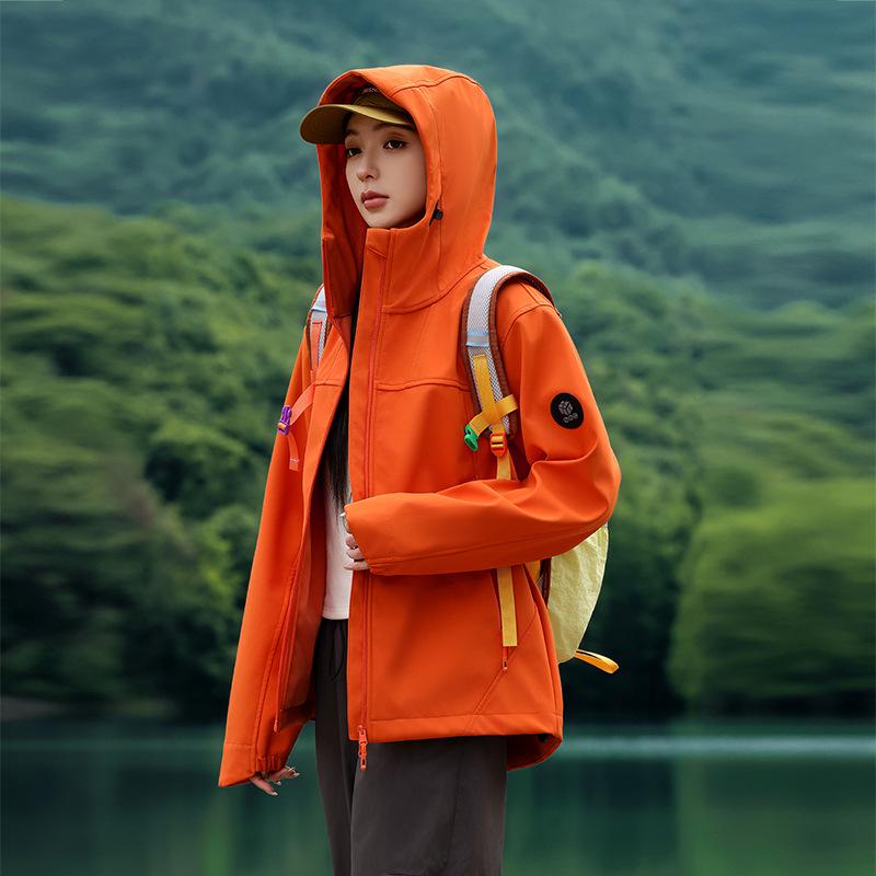 Unisex Windproof Water-Repellent Softshell Jacket: Spring/Autumn Lightweight Outerwear with Custom Logo