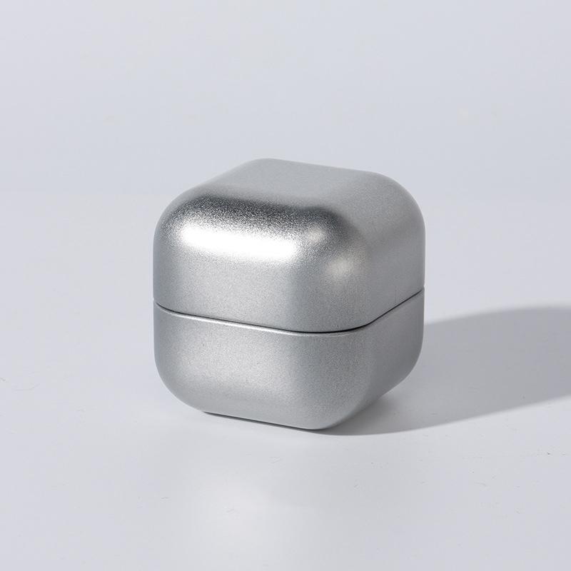 Portable Solid Color Mini Tin Box Tea Sealed Jar Packaging Box Jewelry Candy Small Storage Can Coin Earring Headphones Gift Case