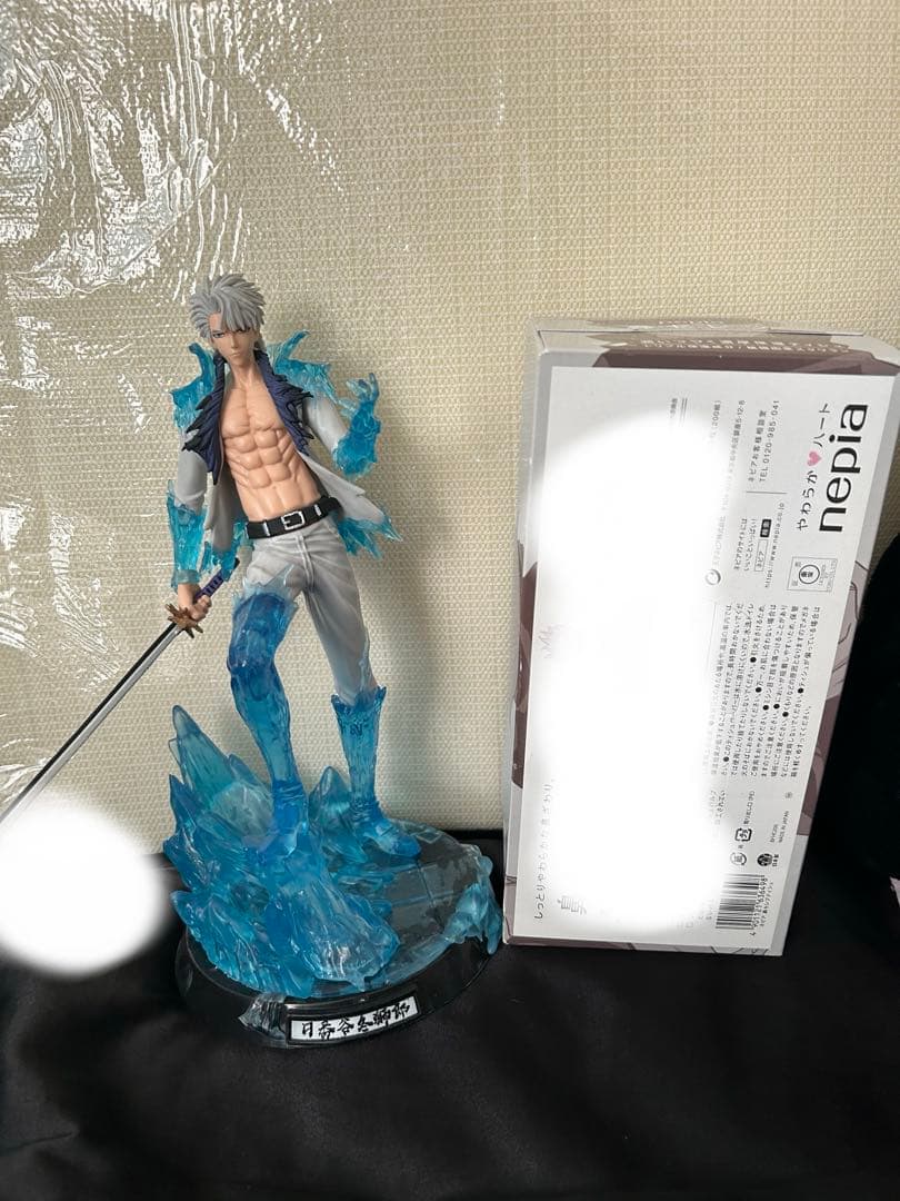 

[USED] Toshiro Hitsugaya figure, adult version, BLEACH