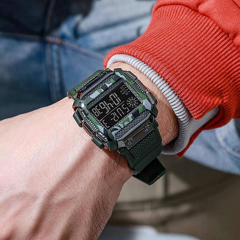 Neuer Outdoor-Trend Sportstil Mode -Verkauf von coolen elektronischen minimalistischen Design-Sinn Uhren für Teenager und Männer