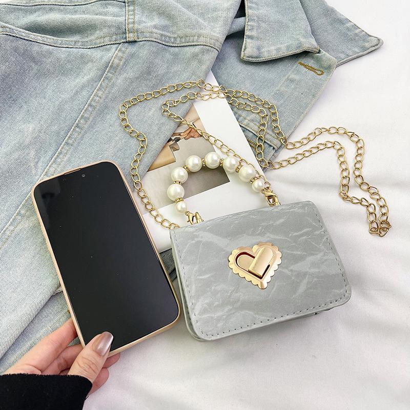 2025 Autumn New Women's Bag Mini Small Fragrant Wind Pearl Chain Bag Women's Fashion Love Lock Portable Satchel