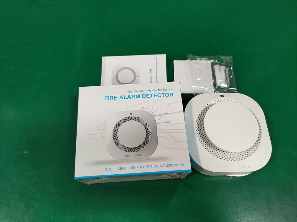 Smart WiFi Zigbee Smoke Detector Alarm by Tuya