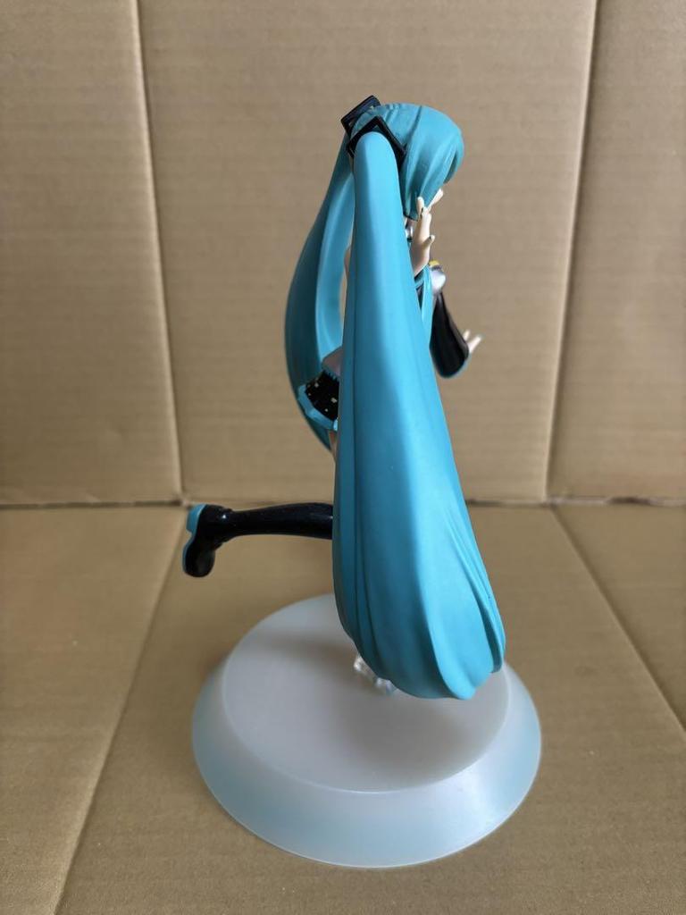 [USED] Popular Item Available At Reduced Price Hatsune Miku Premium Figure
