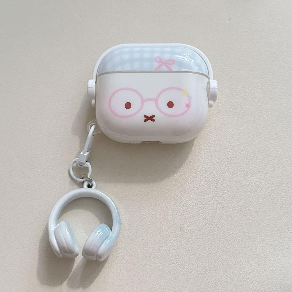 Creative Japanese and Korean rabbit suitable for airpodspro1/1 protective case pro1 wireless bluetooth 1/1 generation earphone case chain