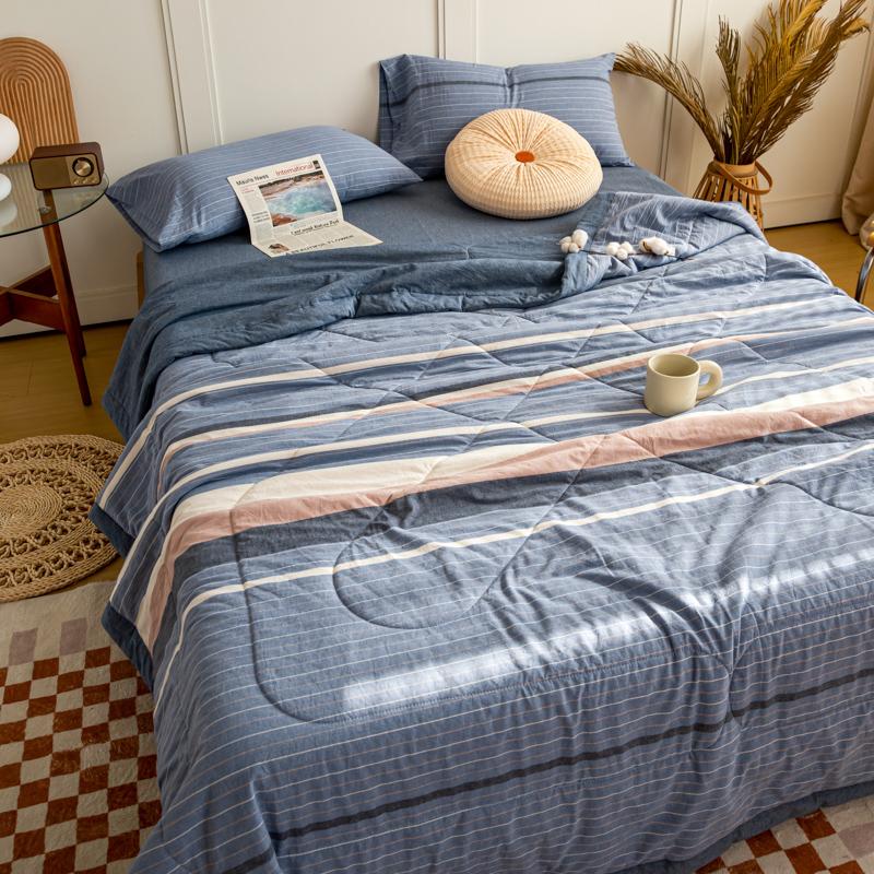 Simple Lines Summer Quilt Japanese Style Cotton Air Conditioning Quilt Luxury Soft Breathable Thin Blanket for Adults Kids