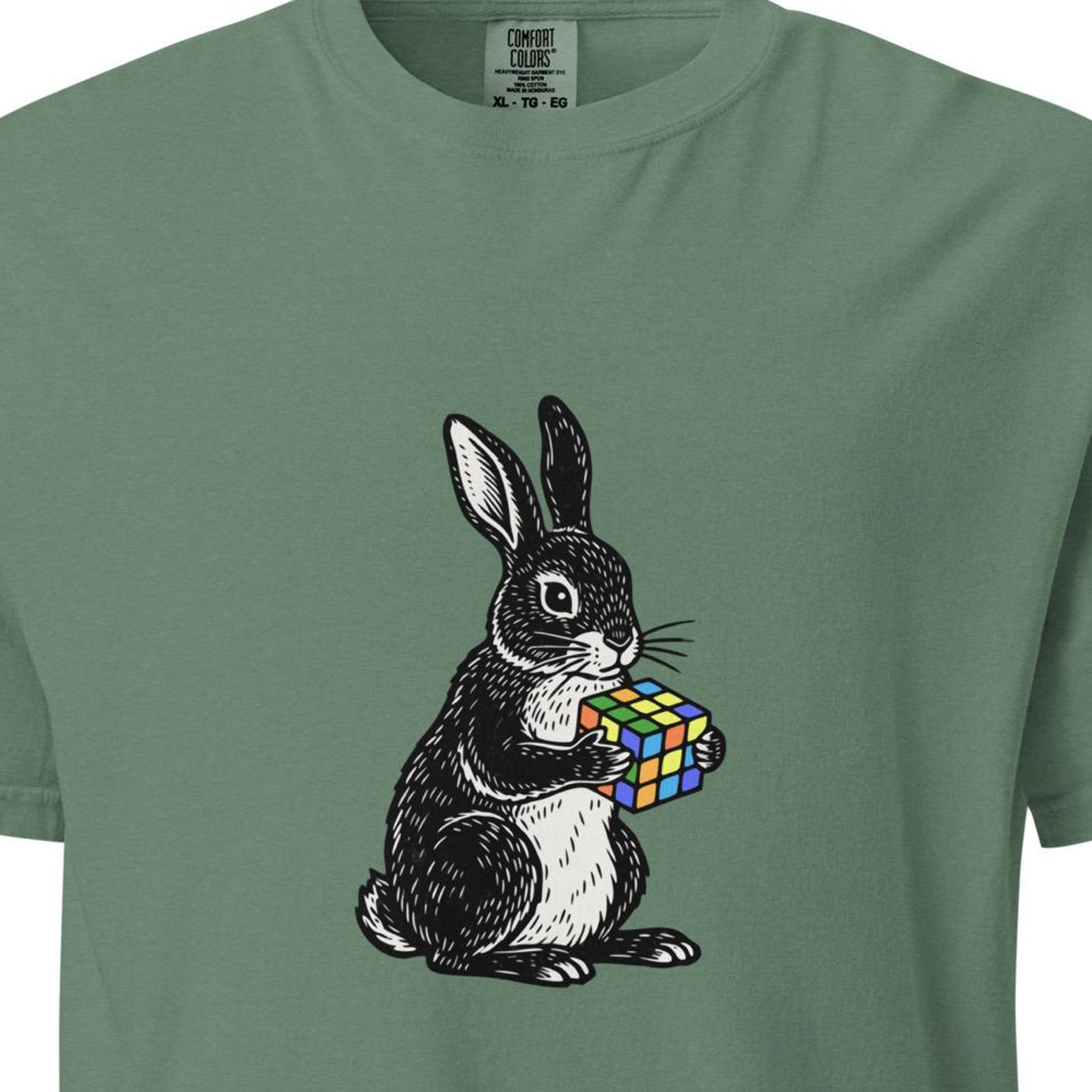 Bunny Solving Rubik’s Cube T Shirt, Funny Rabbit Tee, Gift for Puzzle Lovers 3XL