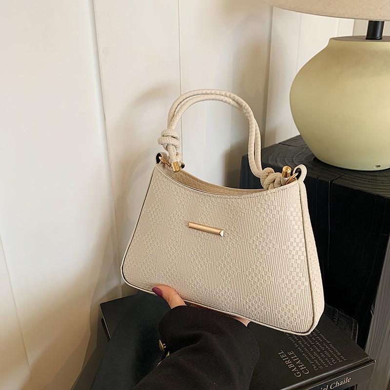 Stylish New Moon Bag For Women Versatile Shoulder Bag Trendy Street Style Ideal For Daily Use