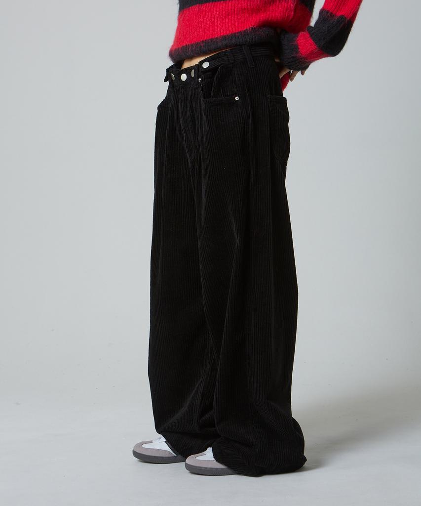 UNKNOWN PLANET Custom One-Pleat Wide Corduroy Pants Black