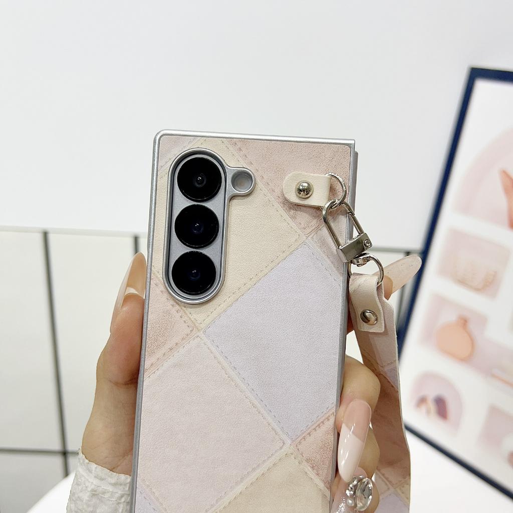 For Samsung Galaxy Z Fold6 5G Case Retro Rhombus PU+PC Phone Cover with Love Pendant and Strap