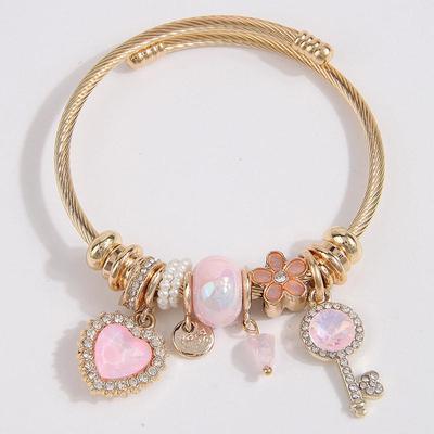 Stilvolles Metall Herz Schlüssel Anhänger Armband - Vielseitiges Multi-Element Accessoire
