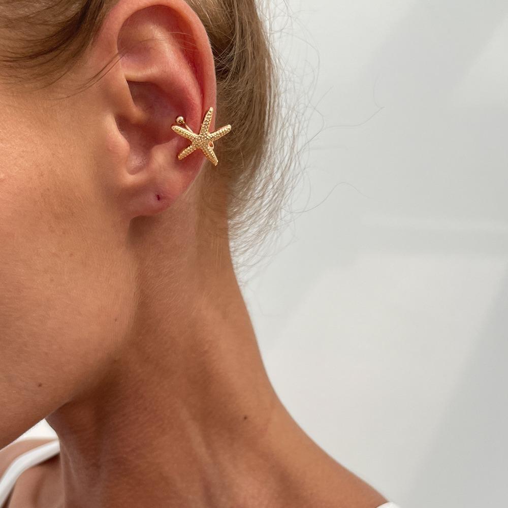 

Golded C Shape Ear Cuff Silver No Piercing Earrings Trend C-shaped Ear Clip Cartilage Ear Cuffs Style 1