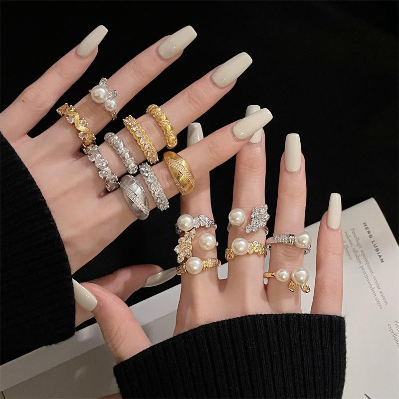 French Medieval Personality Retro Brushed Vintage Pearl Open Ring Light Luxury High Sense Niche Ring Woman