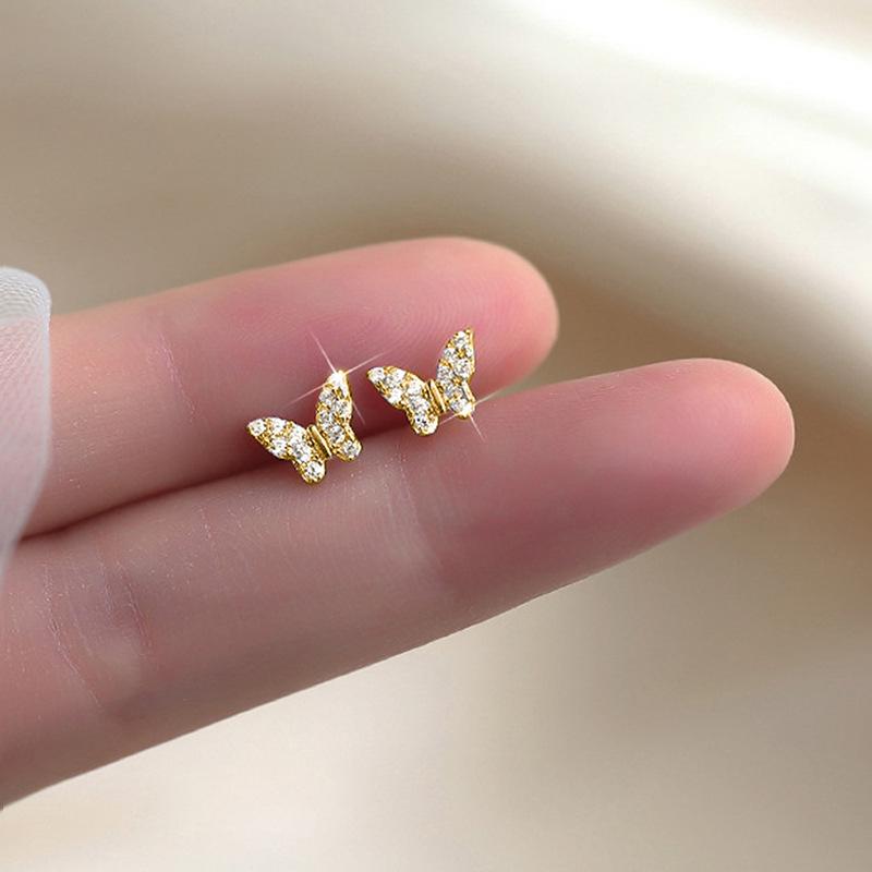Japanese and Korean Forest-style Exquisite Small Butterfly Earrings, Fashionable and Sweet Everyday Style Stud Earrings, Trendy