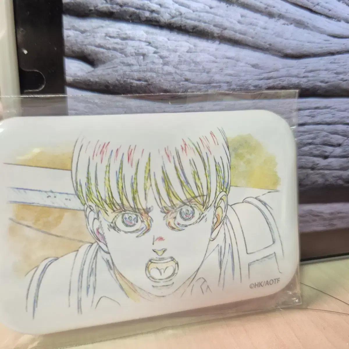 

Атака Титанов Армин Оригинальный Значок