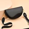 Small Niche Luxury Women's Bag, New Fashionable Underarm Saddle Bag, Korean Version, Simple Casual Single Shoulder Crossbody Bag