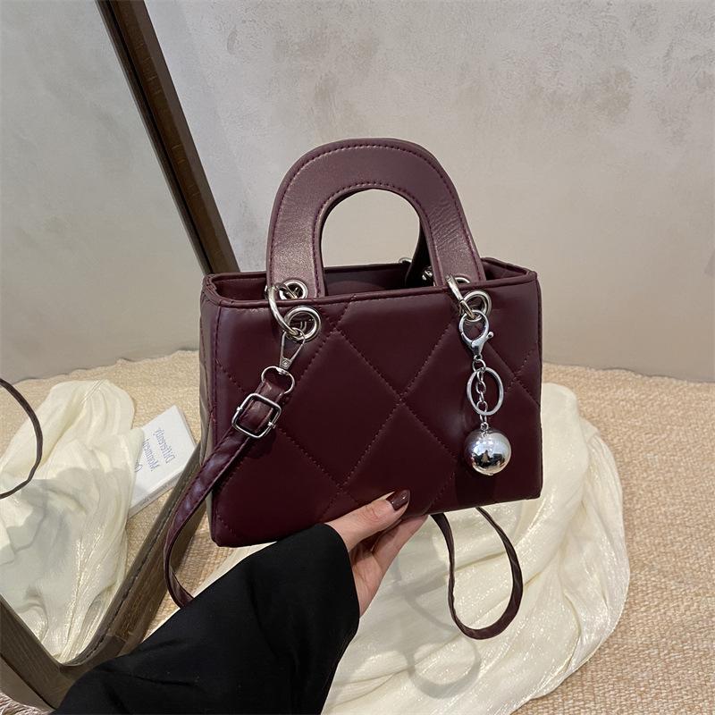 

Trendy 2025 Argyle Embroidered Korean-Style Large Capacity Crossbody Handheld Bag 22*8.5*15.5