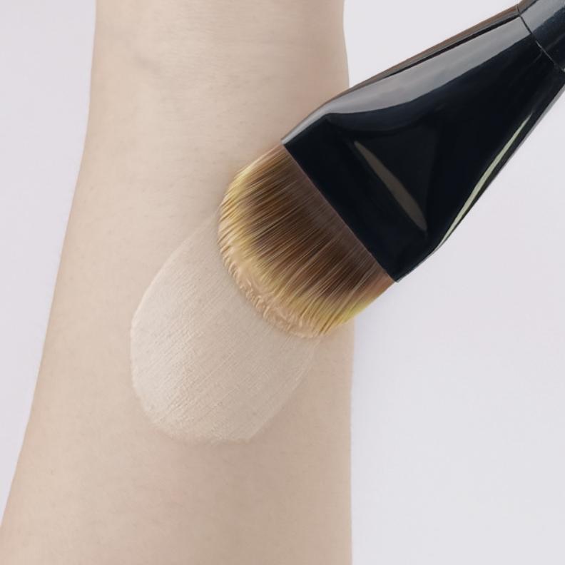 Makeup Brushes Foundation Professional Brush Tongue Shaped Liquid Foundation Concealer Brush Women Face Base Makeup Beauty Tools