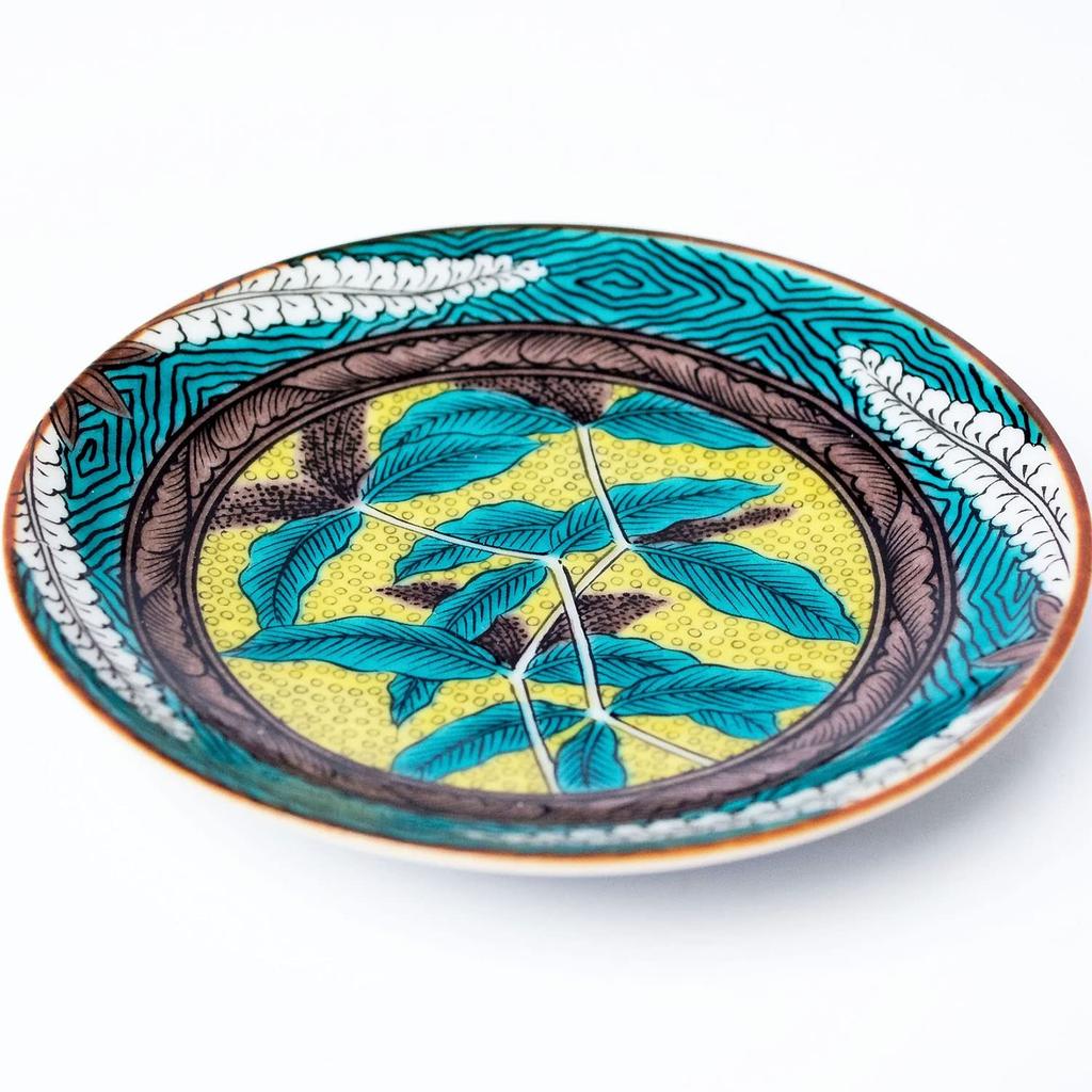 Waza no Kura Stilvolle Kutani-Keramik kleine alte Kutani Glyzinien- und Blumenmuster kleine Servierplatte Marke Japanisch - Teller, Meisterwerke, Teller, blau glasiert
