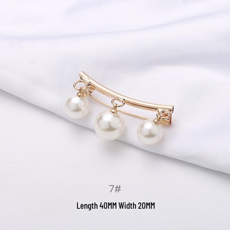 Elegant Pearl Brooch Pin for Clothes and Cardigans - Women's Accessory