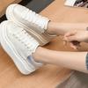 Guofeng Xiaobai Schuhe Damen 2025 neu beliebt Sommer erhöhende Plattform Damenschuhe vielseitige Sport-Board-Schuhe Guochao