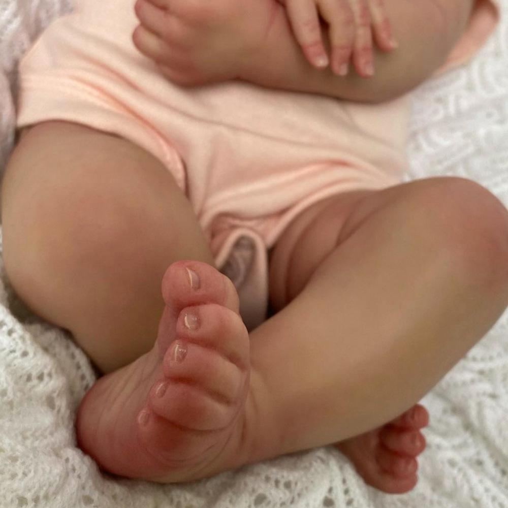 Full Silicone Open Eyes Reborn Baby Doll, Washable Realistic Newborn Collectible Toy Gift