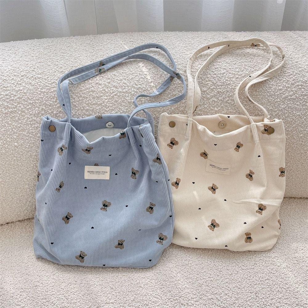 

Сумка через плечо из вельвета с принтом в корейском стиле, сумка из холста с вышивкой в виде осеннего медведя для девочек