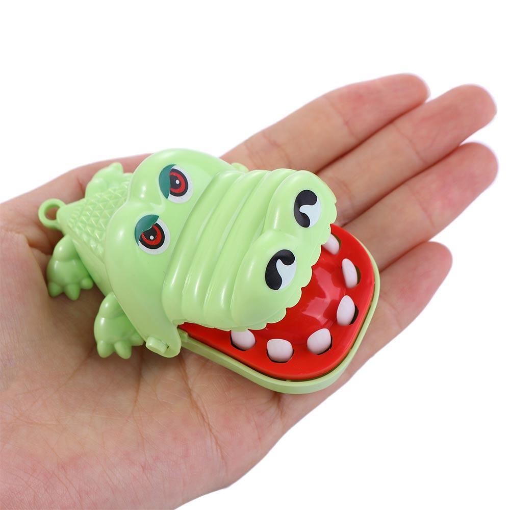 Mini With Keychain Dentist Novelty Toys Gags Toy Crocodile Mouth Bite Finger Game Crocodile Toys