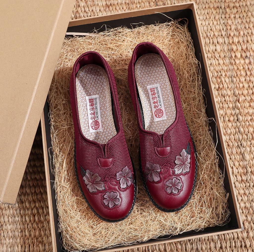 ****** and summer new old ******* cloth shoes women's single shoes breathable mesh shoes non-slip s**t-soled mother shoes middle-aged and elderly flat