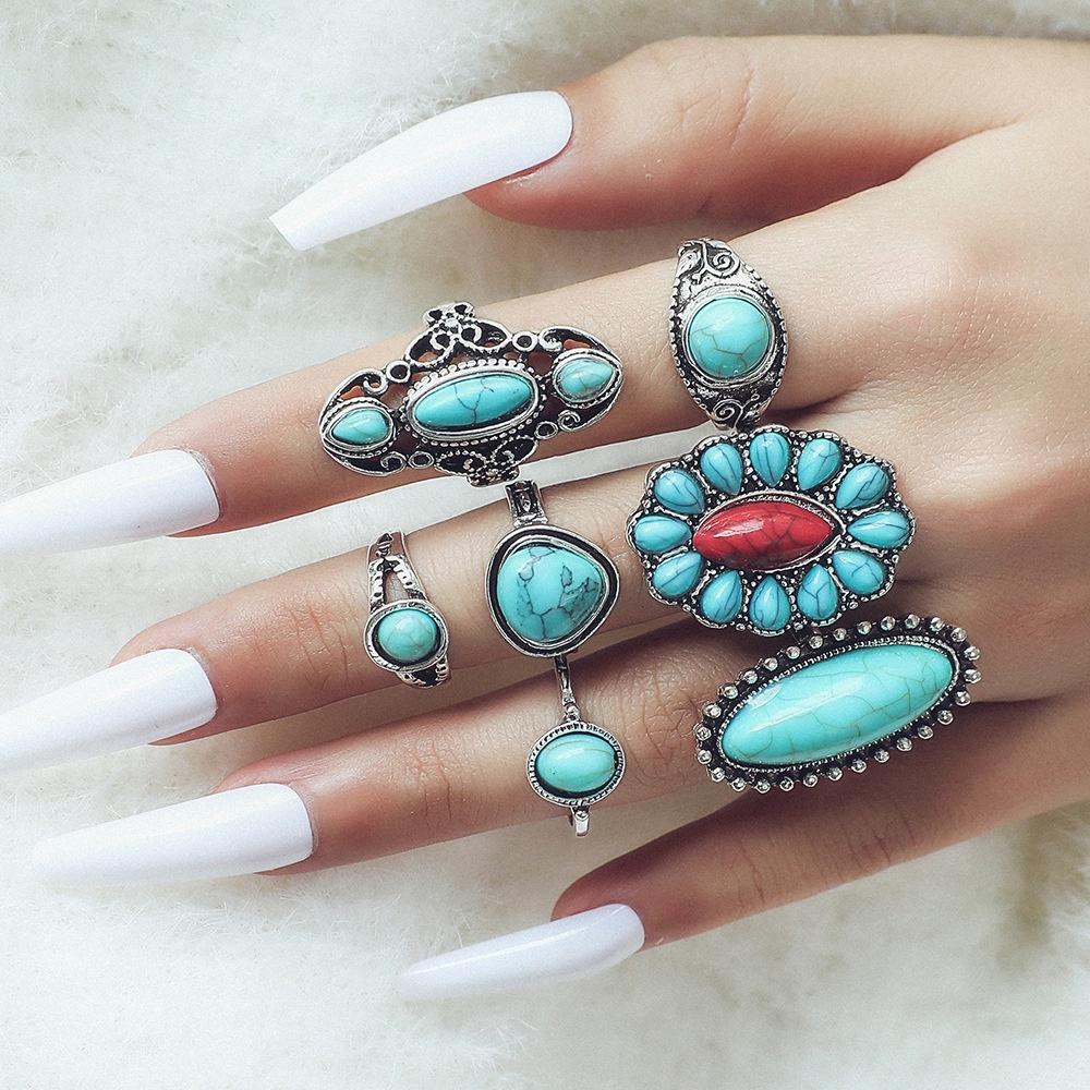 Exquisite Bohemian Leaf Rings With Turquoise Carvings Stylish And Charming 8-piece Ring Set