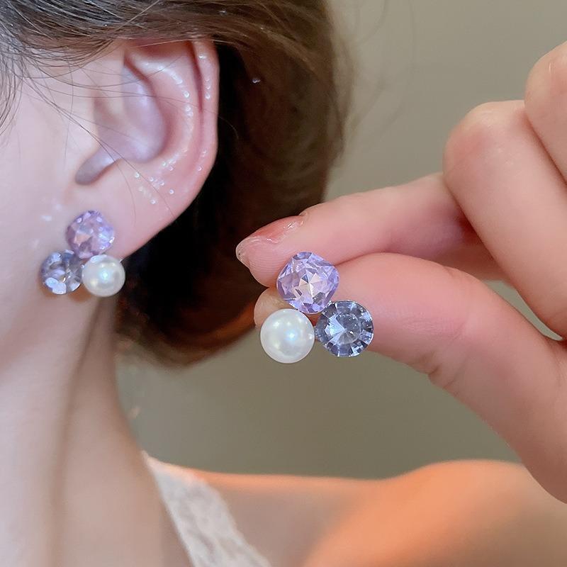 Silver Needle Zircon Flower Pearl Stud Earrings Exquisite Light Luxury High-end Earrings Niche White Versatile Earrings