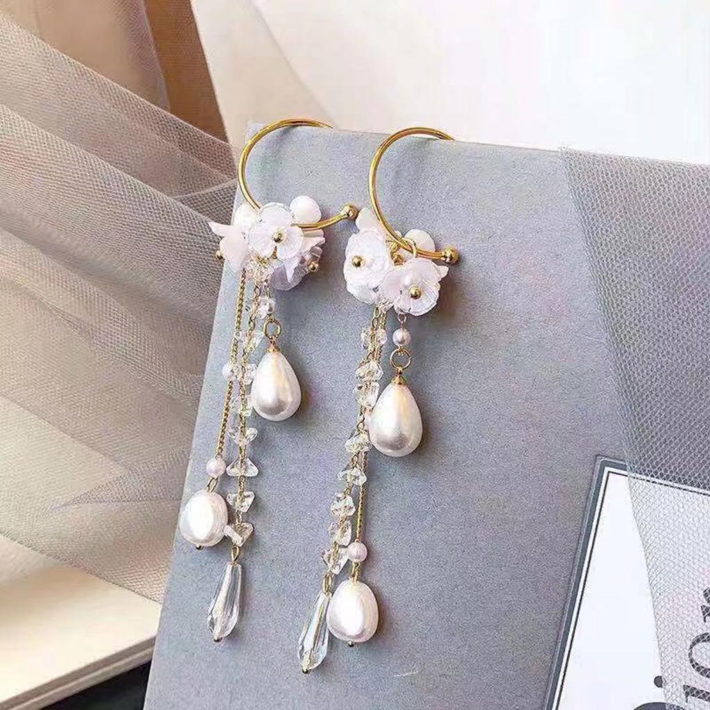 Exquisite White Resin Flower Imitation Pearl Tassel Drop Earrings For Women Men  Floral Irregular Crystal Earring Jewelry