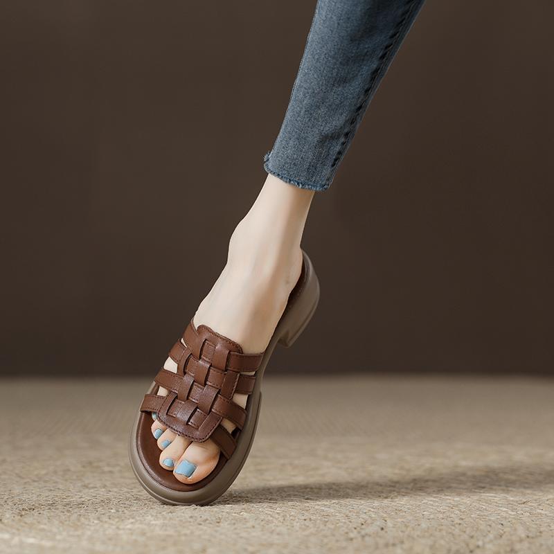 Slippers Women's Summer Wear Retro Woven Roman Style Sandals Summer 2025 New Soft Bottom Casual One-word Slippers