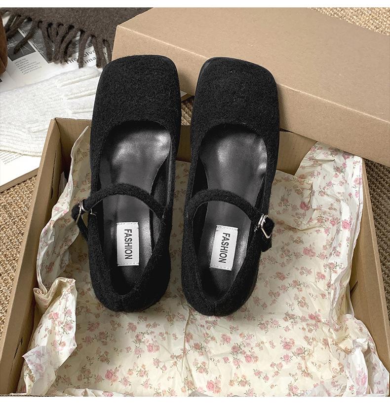 

Модный темперамент французский маленький ароматный стиль толстый каблук толстая подошва пушистая обувь женская 2025 новая зимняя обувь для увеличения роста Мэри Джейн одиночные туфли 40 чёрный