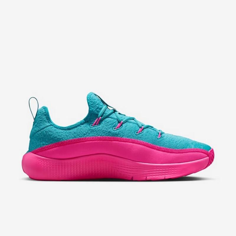 Nike Men's LEBRON TR 1 Training Running Shoes