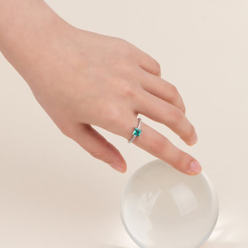 AUGUST ALICE Ozeanblau Prinzessschliff Zirkonia Ring