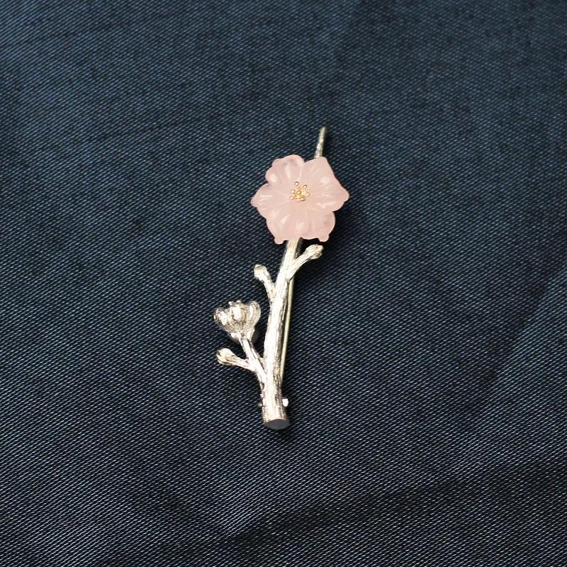 Vintage Court Style Pink Crystal Plum Bloom Pin   Natural Hetian Jasper Broches For Women Light Luxury Classic Jewelry
