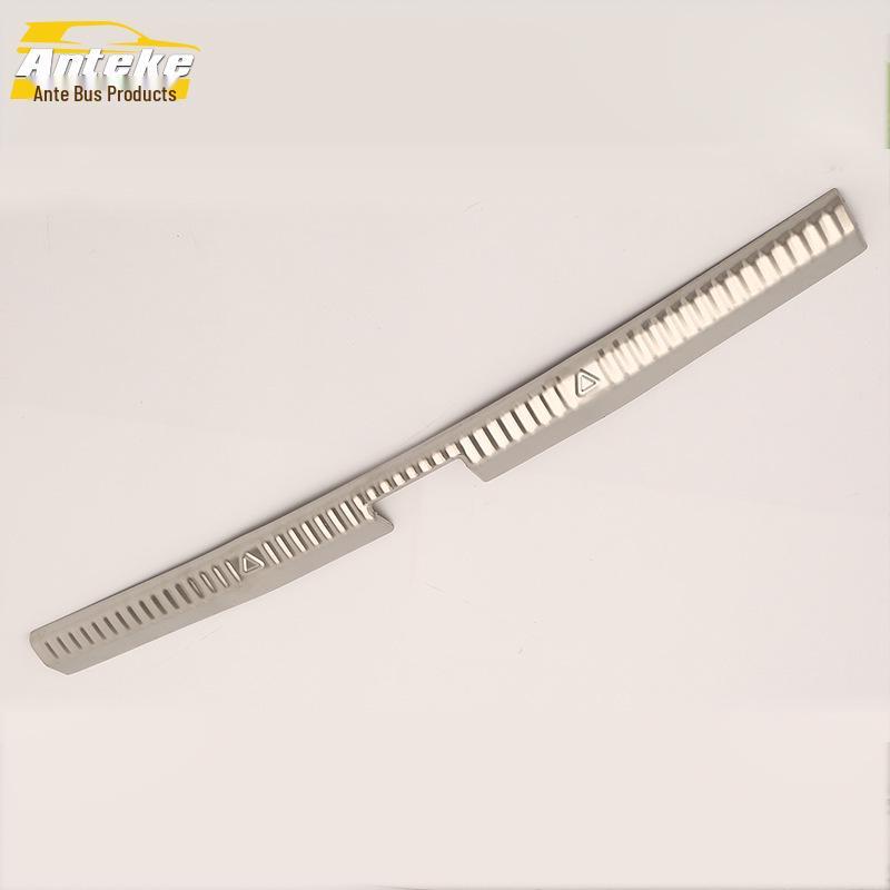 Octavia Rear Guard Plate - Stainless Steel Tailgate Trunk Protector