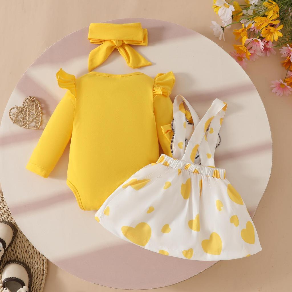 Autumn/Winter Red Baby Girl Bodysuit Set: Long Sleeve Romper, Bear Pinafore Dress, and Headband