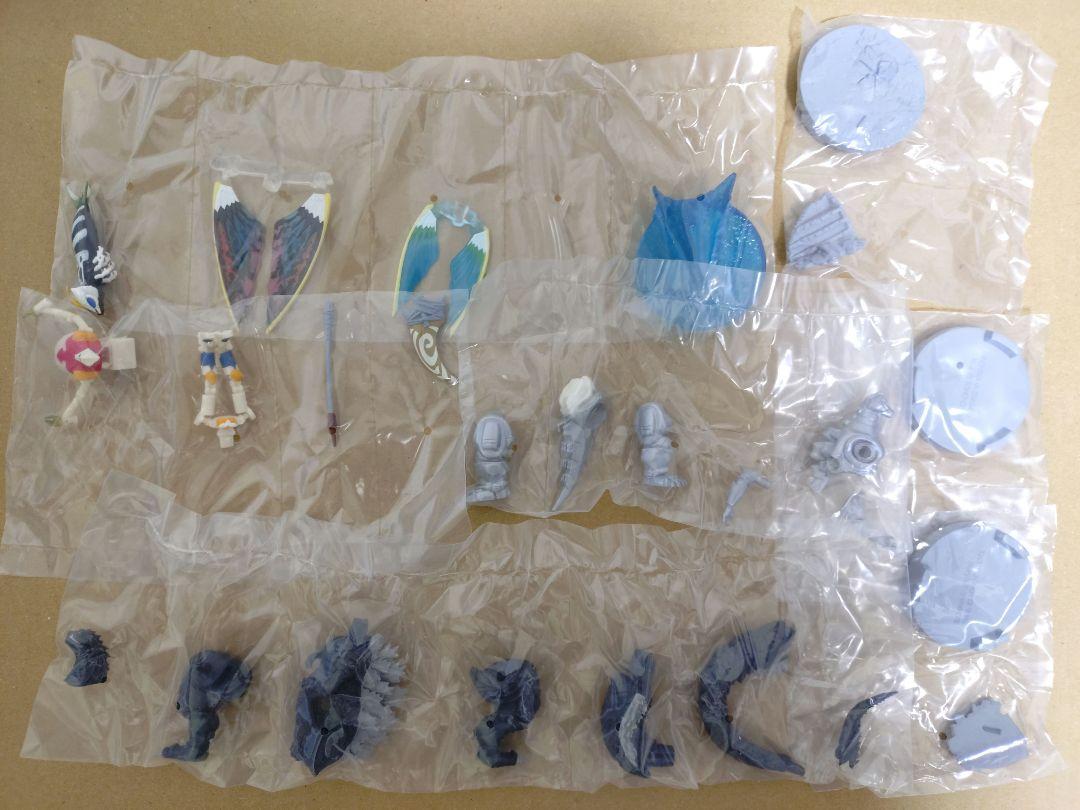 

[USED] Trading figure set of 4 Godzilla HG D+ Godzilla 07