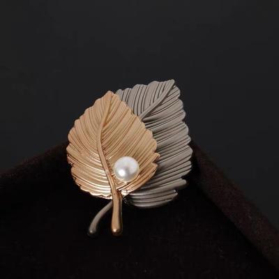 Leaves Simulated Pearl Leaf Maple Women Brooch Pin Brooches Jewelry Accessories