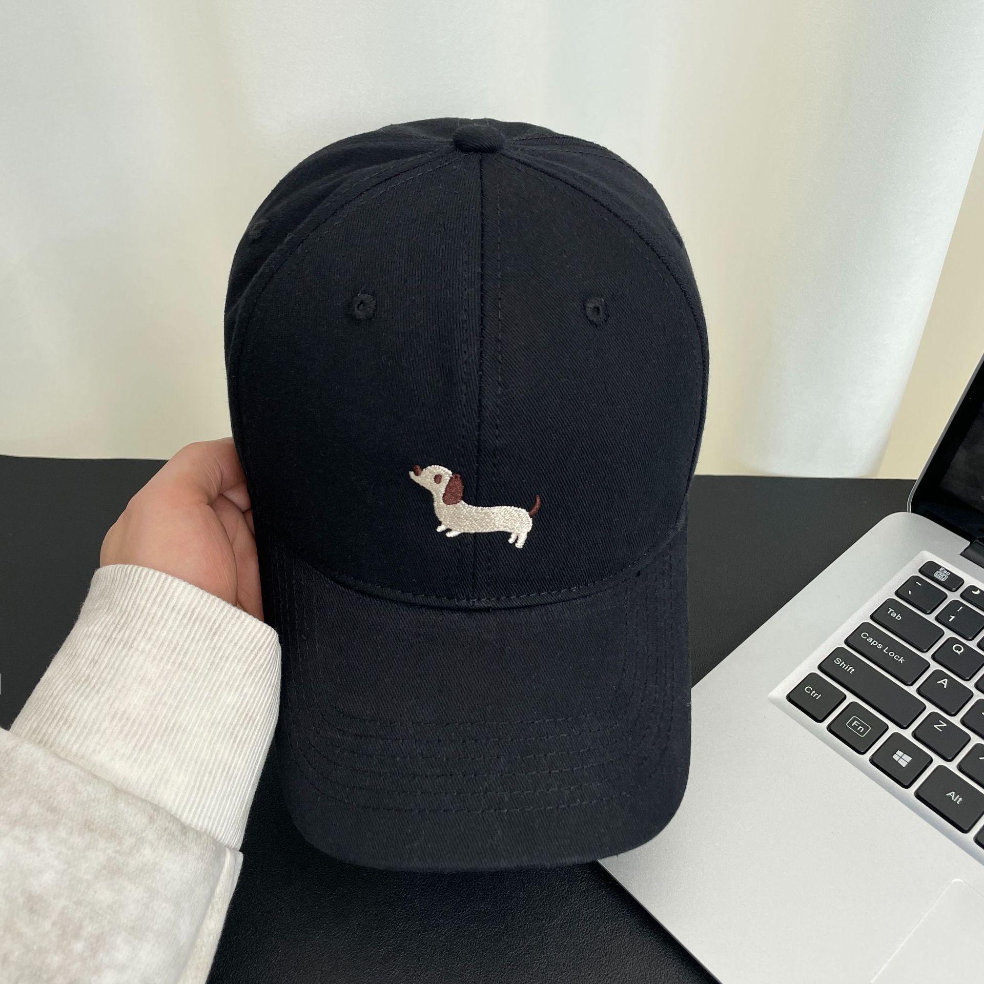 

Cute cartoon puppy embroidered cap high quality wide brim show face small men and women spring and summer versatile baseball cap 56-60 (soft top)