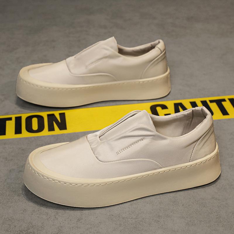 Autumn Men Casual Vulcanized Shoes 2025 Thick Bottom Sports Shoes Outdoor Comfortable Platform Non Slip Casual Shoes