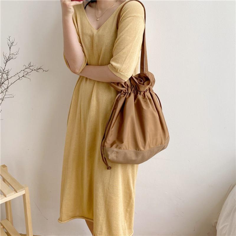 Portable Shoulder Bag Large Capacity Women's Drawstring Pleated To Work Commuter Bag Women's Casual Nylon Tote Bag Women's Versatile