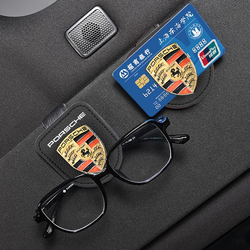 Läderbilsemblem Solglasögonklämma Hållare Bilsolskyddsklämma Magnetisk För Porsche 911 Pajun Cayenne Cayman Panamera Macan Taycan