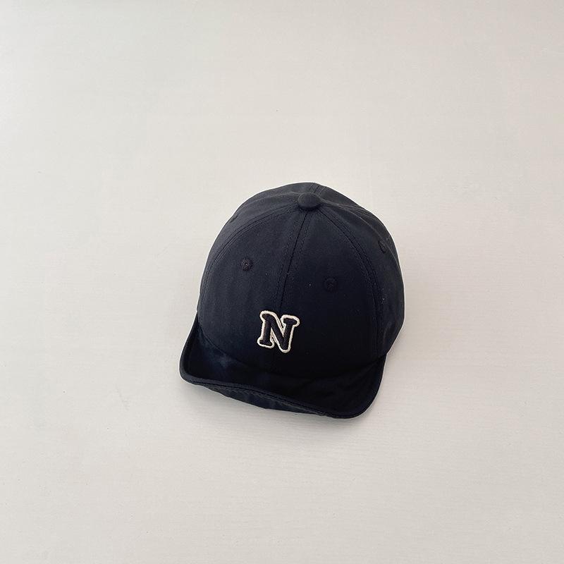 

Корейская детская летняя шапка с вышивкой в виде буквы N, регулируемая бейсболка для мальчиков и девочек, мягкая детская шляпа от солнца чёрный