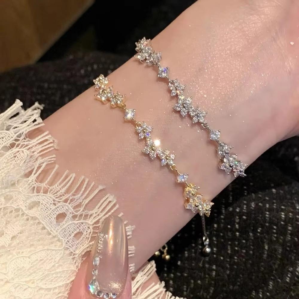Elegant Pull Flower Bracelet Shiny Hand Chain Floral Adjustable Zircon Bracelet Hand Accessories
