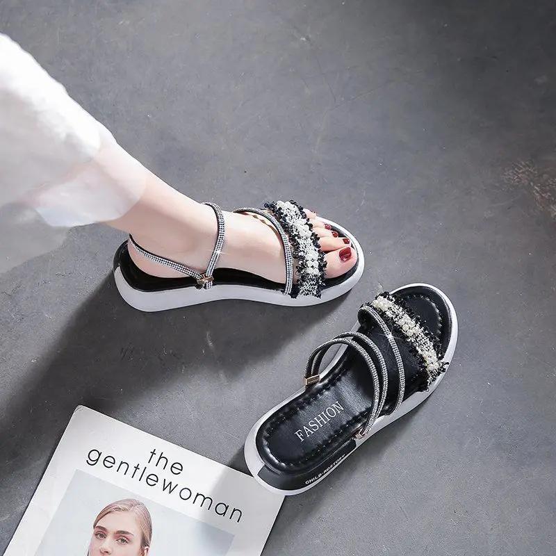 Fashion Flat Rubber Rhinestones 2025 Trending Luxury Wholesale Sandals for Women Comfort Vintage The Best Chic and Elegant Woman Shoes