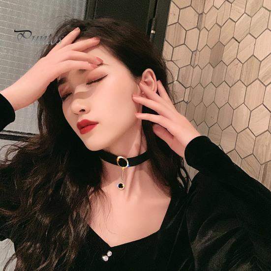 Dámský obojek Široký pásek Nastavitelný přívěsek ze slitiny drahokamu Tmavý styl Límec Dekorace Krk Club Party Náhrdelník Sexuální hračka Ženy Šperky