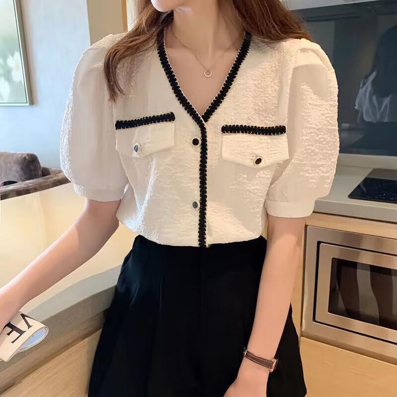 

Summer 2025 French Style Chiffon Puff Sleeve V-Neck Top - Trendy Women s Short Sleeve Shirt Medium білий
